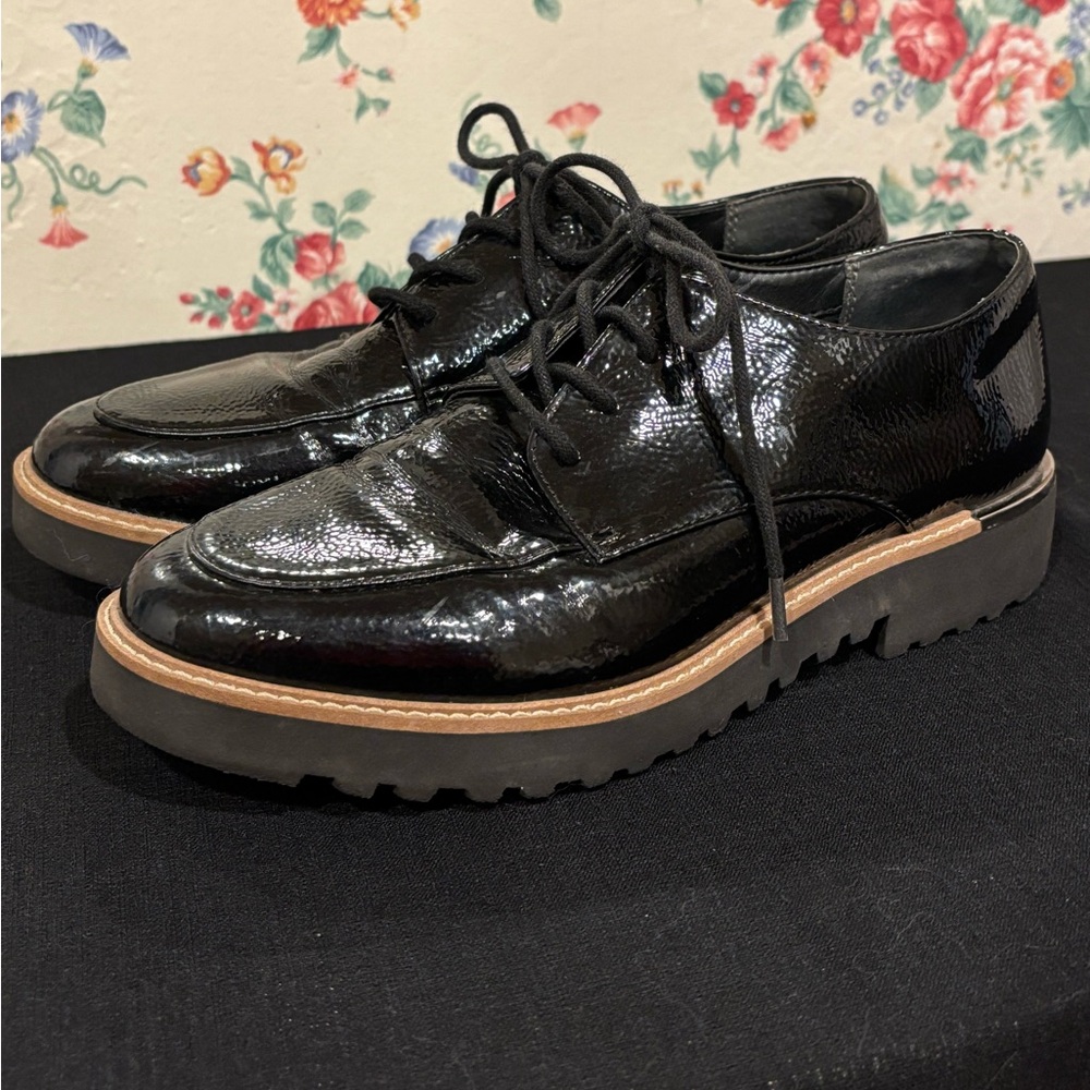Women’s Patent Oxford size 6.5 Franco Sarto Charles Derby
